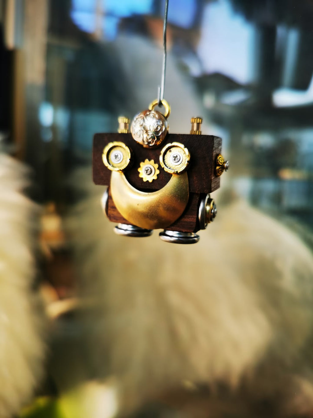 Pax – Golden Smile & Round Eyes Double-Sided Steampunk Robot Charm