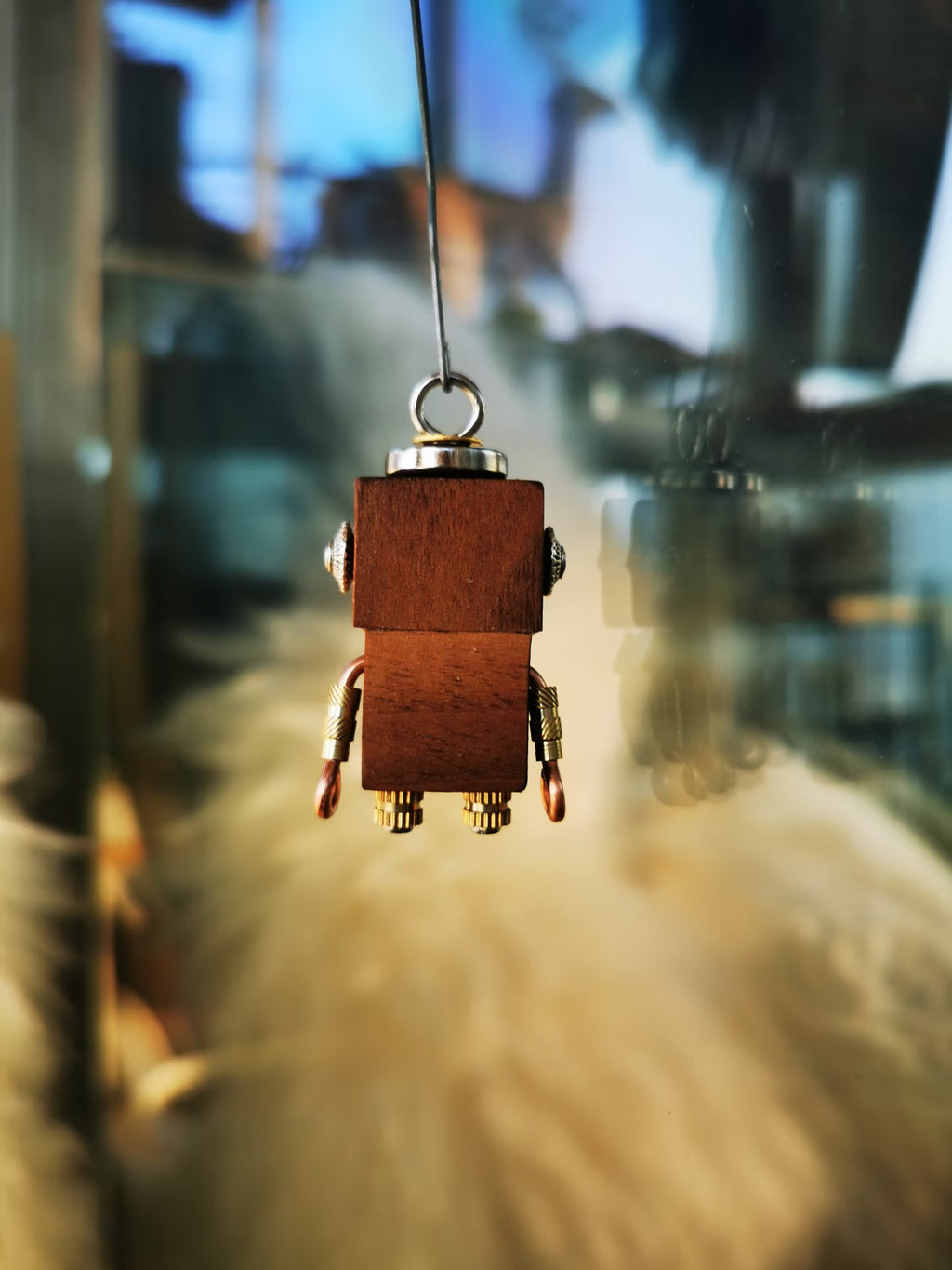 Milo – Golden Mask & Bow Tie Single-Sided Steampunk Robot Charm