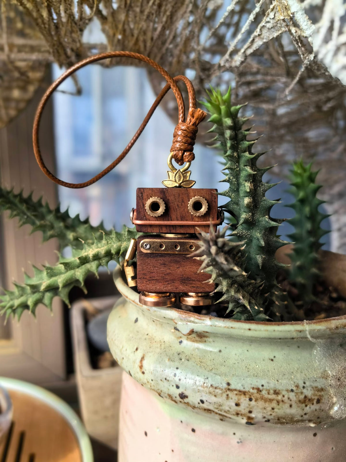 Moss – Copper Smile Double-Sided Steampunk Robot Charm