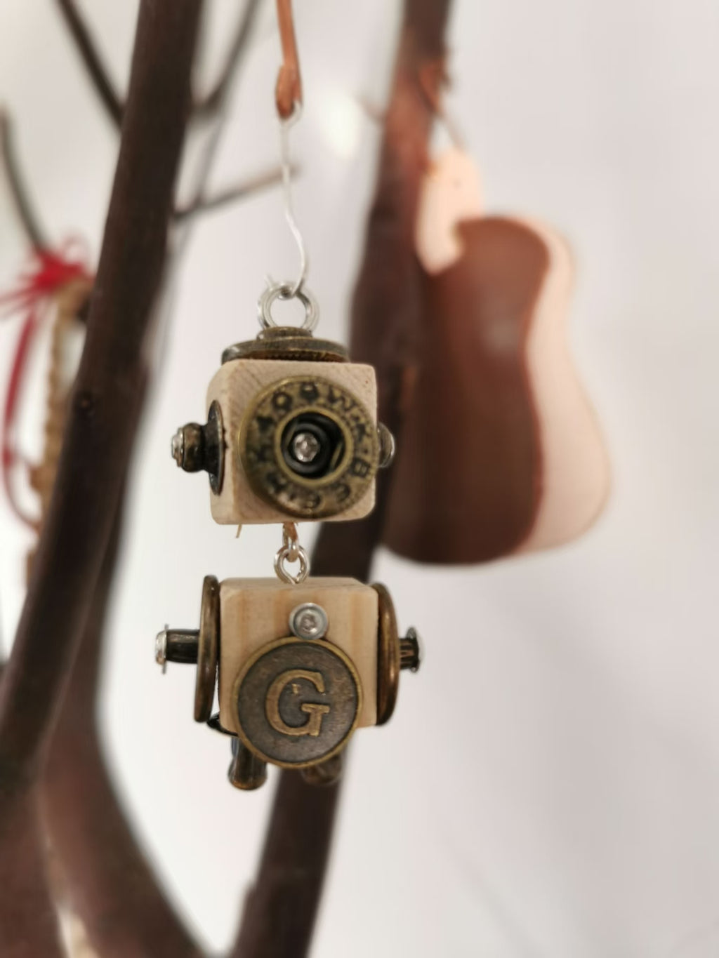 Glyph – Letter Medallion Double-Sided Steampunk Robot Charm