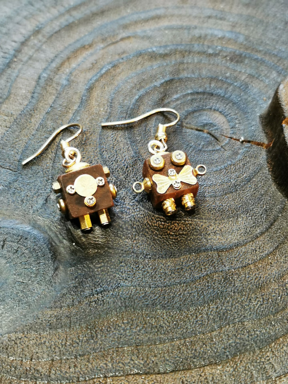 Tink & Tock – Double-Sided Steampunk Robot Earrings