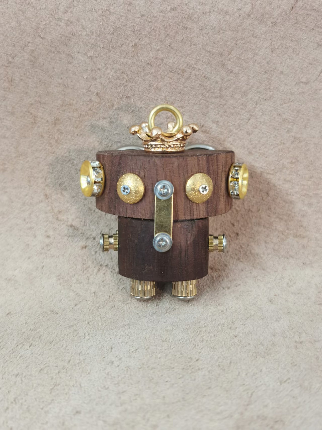 August – Silver Eyes & Golden Collar Double-Sided Steampunk Robot Charm