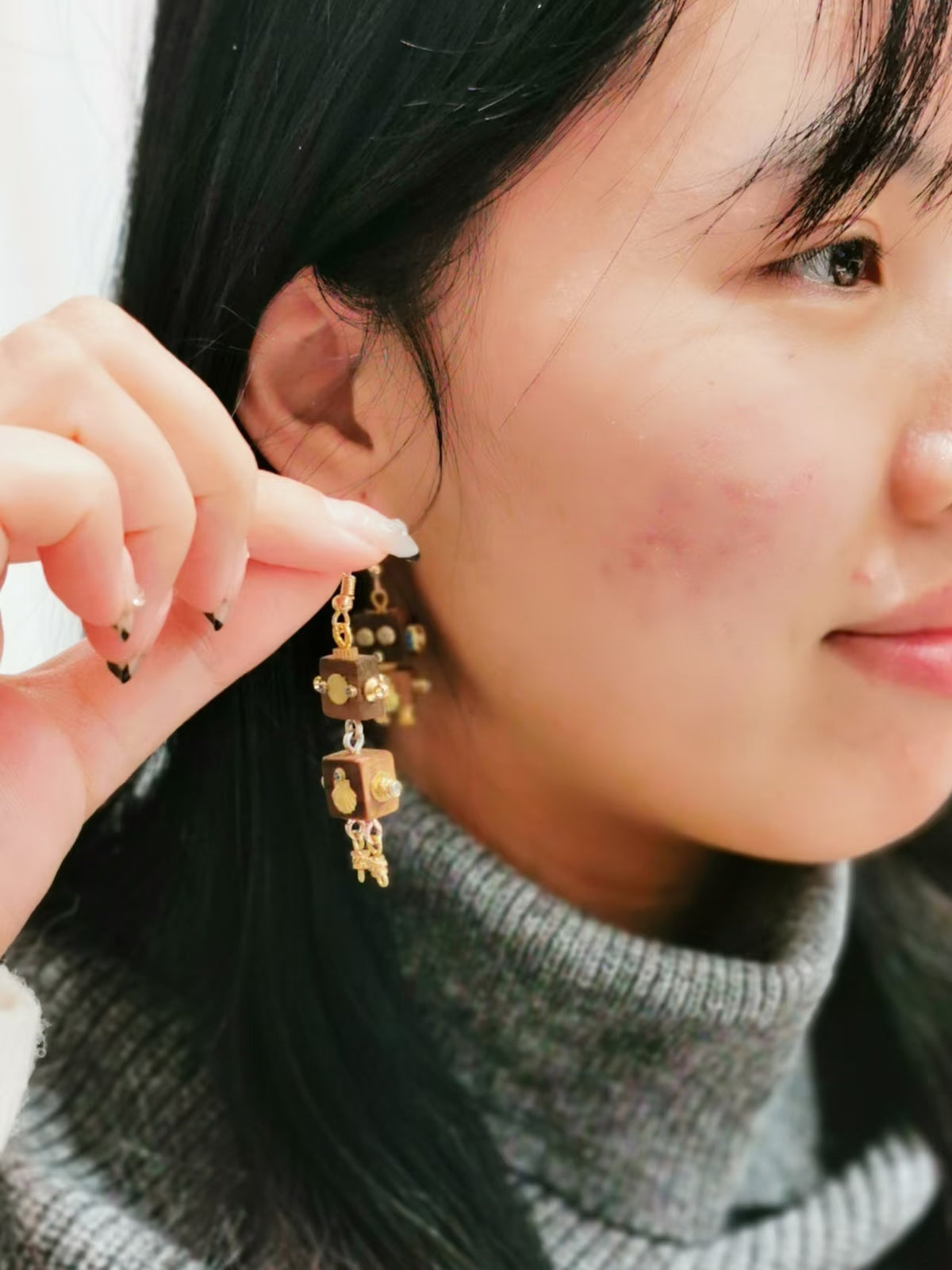 Pip – Clockwork Medallion Single-Sided Steampunk Robot Earring