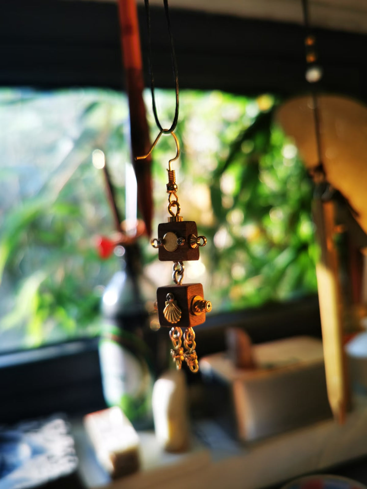 Pip – Clockwork Medallion Single-Sided Steampunk Robot Earring