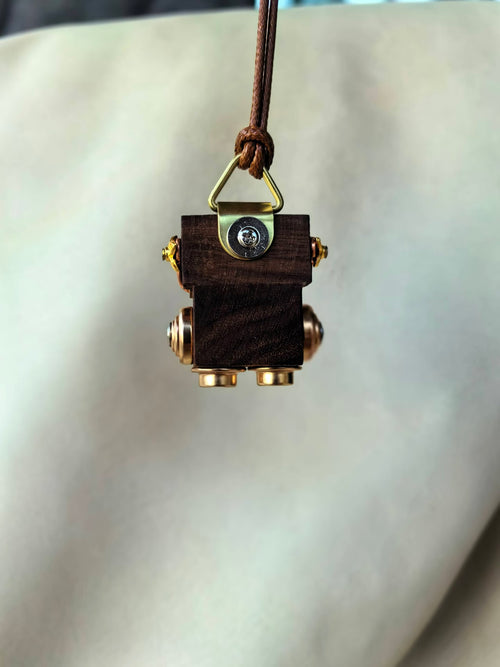 Arlo – Golden Disc Eyes & Triple Port Single-Sided Robot Charm